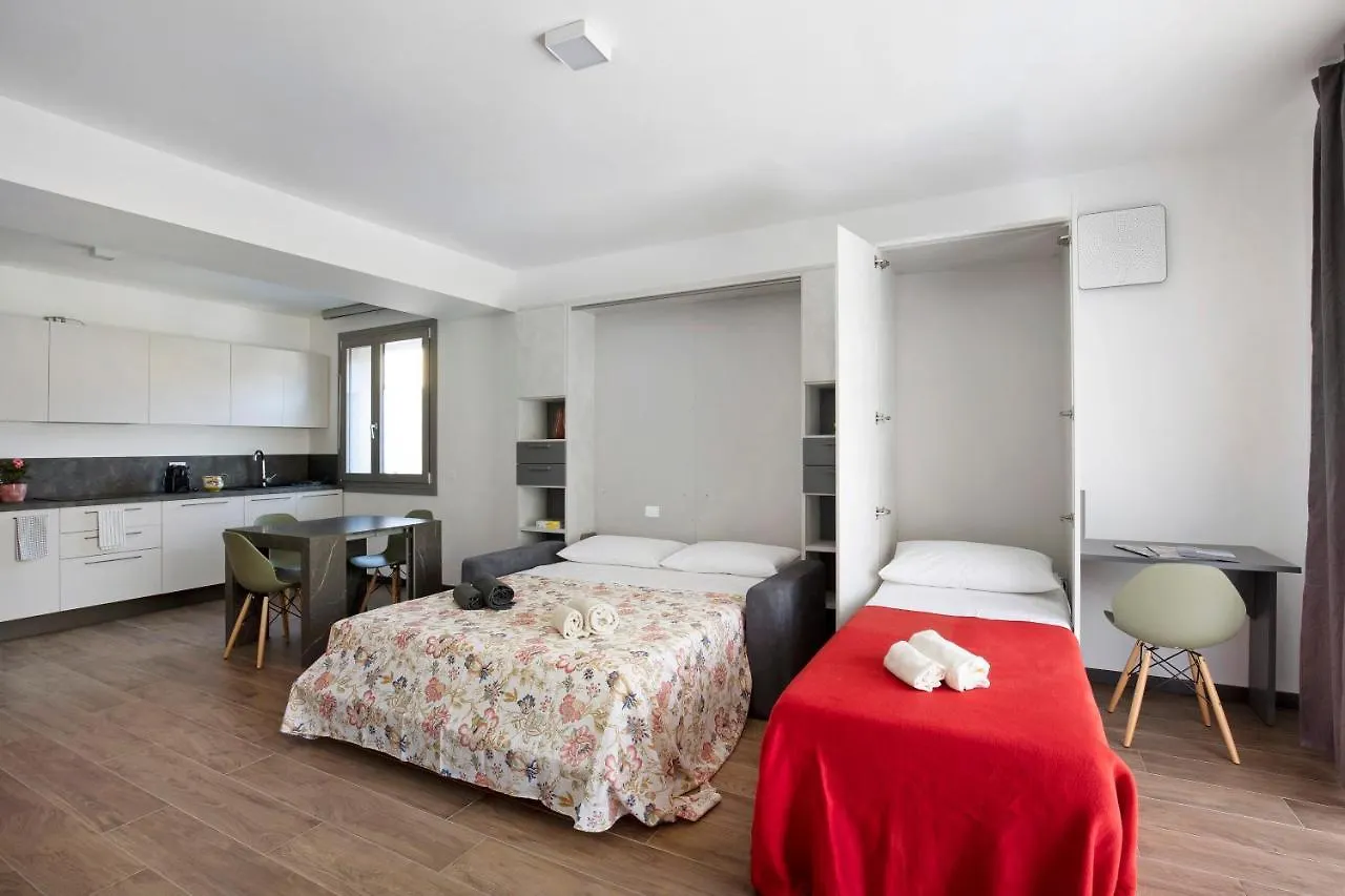 Villa Donne Del Lago Veronica Elsa Salò Apartmán