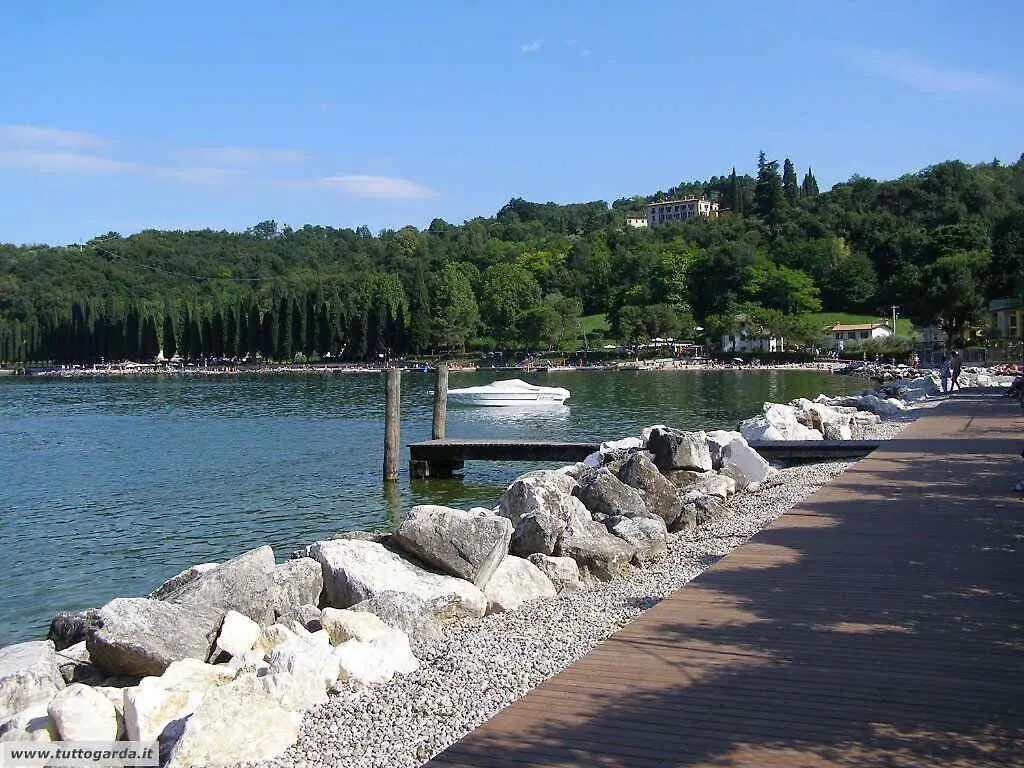 Villa Donne Del Lago Veronica Elsa Salo Apartment